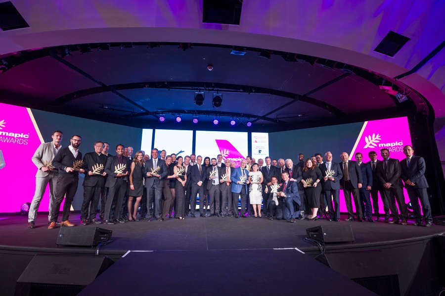 perakendeorg's tweet photo. Mapic ödüllerinin kazananları belli oldu! https://t.co/jFhpguWNCH #Mapic2016 #perakende #ödül #tebrik #başarı https://t.co/6jsnCRBUcb