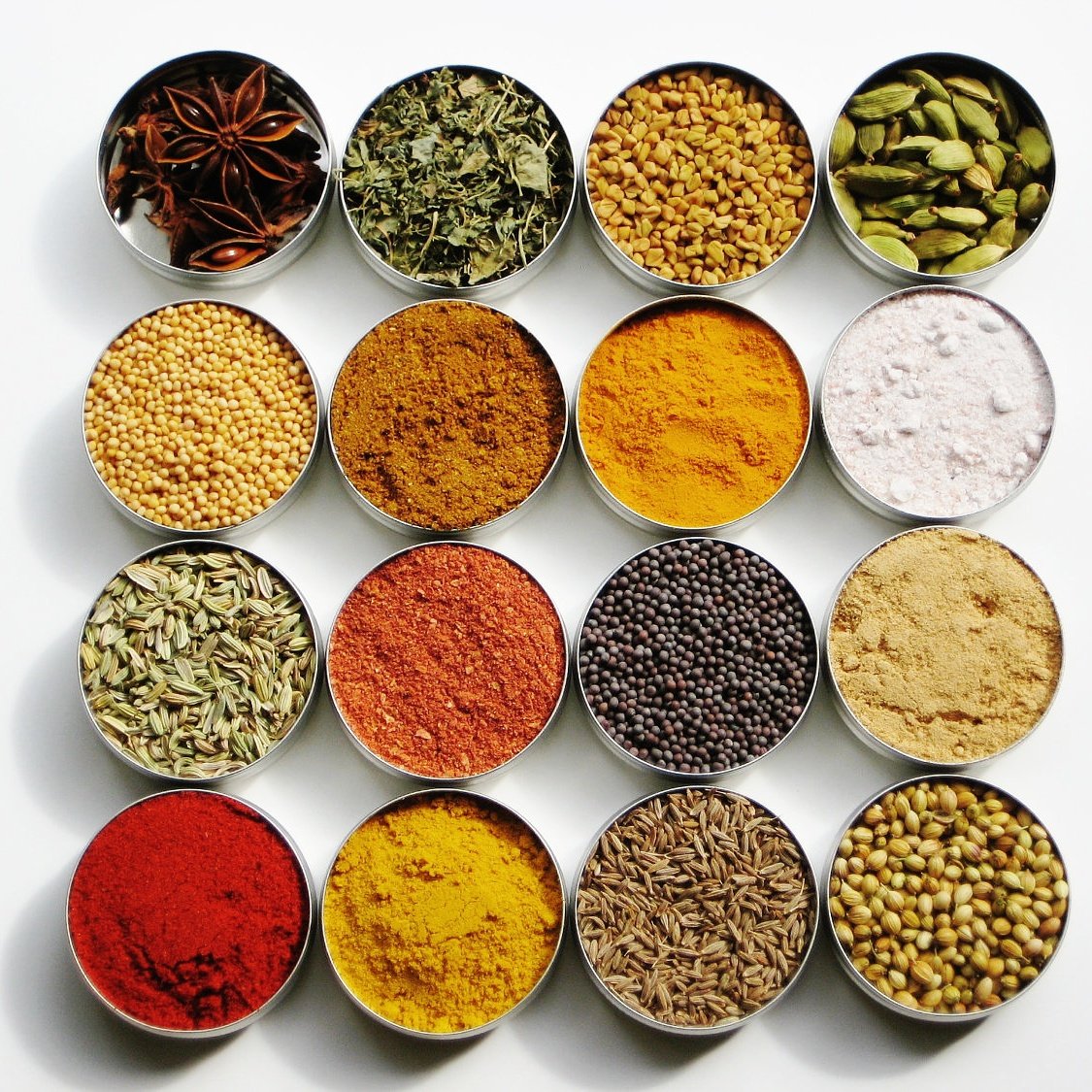 #Spices for #cooking your favourite dishes! Available all year round. The finest spices from indispice. #cooking #cookingwithspices #herbs
