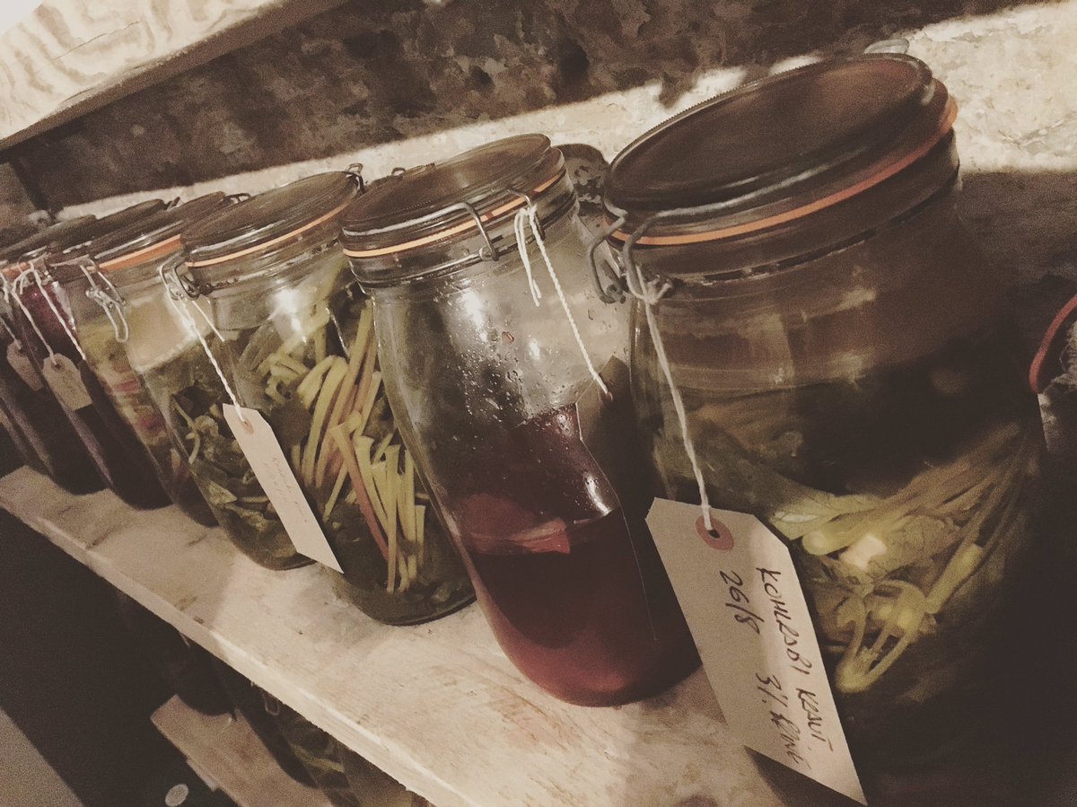 Pickles <a href="/CoombesheadF/">Coombeshead Farm</a> 😍 Best pork I've ever eaten ❤️ Going to have to get a room next time so I can sample the wine cellar! #Cornwall #pig