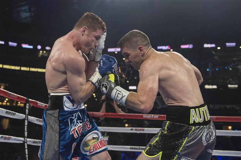 Queensberry's tweet photo. Could we see the winner of #WilliamsPatterson meet Liam Smith in 2017? π
https://t.co/ekkyOq3znX https://t.co/RX5xARUUFF