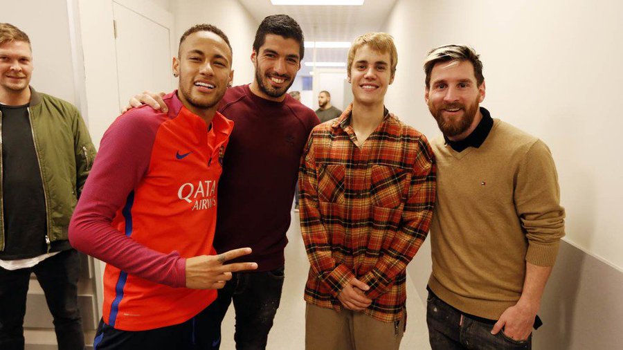 ジャスティン ビーバー 名門サッカーチーム バルセロナ の練習に参加 ネイマール メッシらとプレイ 動画 海外ドラマ セレブニュース Tvグルーヴ モバイル版