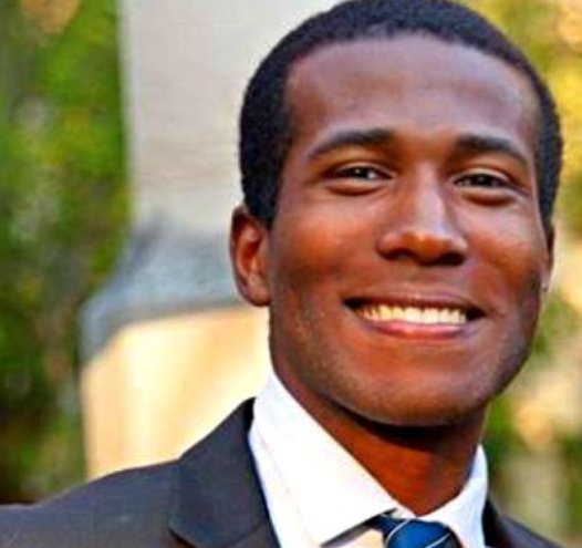 uniliggett's tweet photo. 2013 Liggett grad Aaron Robertson named #Rhodesscholar #Michigan https://t.co/S9QqiNzBBY https://t.co/TJUEHj06wl