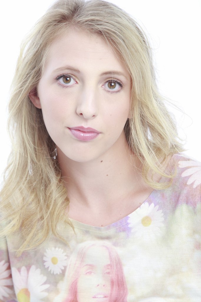 TulipModelling's tweet image. We welcome a new Teen Bud Chloe Tanner to see more of Chloe visit her profile page ~ tulipmodelagency.com
#modelling #makeup #modelagency