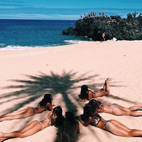InstntDating's tweet image. Monday goals 👌🏻☀️ #instntdating #groupselfie ift.tt/2fUoNCJ