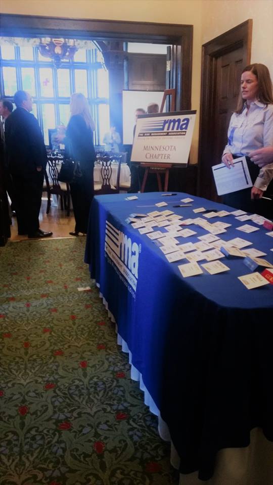 RMAMNChapter's tweet image. Great chapter luncheon last week! Joe Mahon from the Federal Reserve Bank of Minneapolis provided a very valuable economic update.