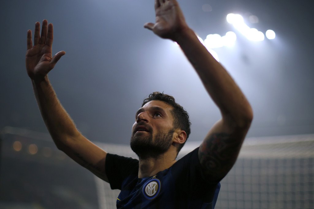 juanramestr's tweet image. #Perisic risponde a @suso30oficial in extremis, pari-spettacolo nel @acmilan @Inter
#SerieA #MilanInter #DerbyMilano
9inesports.com/user_page/202/