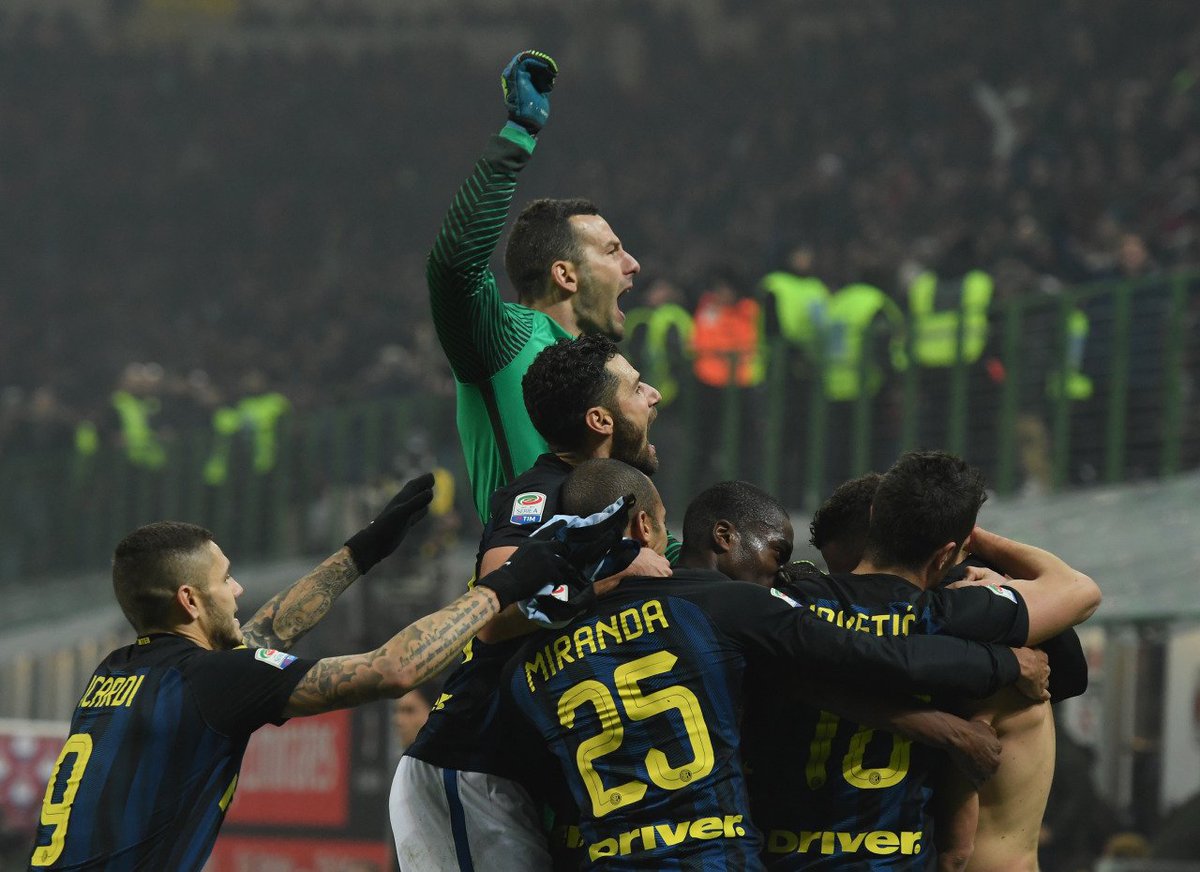 juanramestr's tweet image. #Perisic risponde a @suso30oficial in extremis, pari-spettacolo nel @acmilan @Inter
#SerieA #MilanInter #DerbyMilano
9inesports.com/user_page/202/