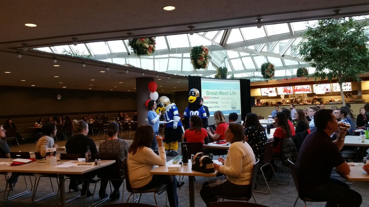 Fun to watch IKEA Furniture Build <a href="/greatwestlifeca/">Great-West Life</a> for #OurWayUnitedWay With Buzz&amp;Boomer <a href="/UnitedWayWpg/">unitedwaywpg</a>