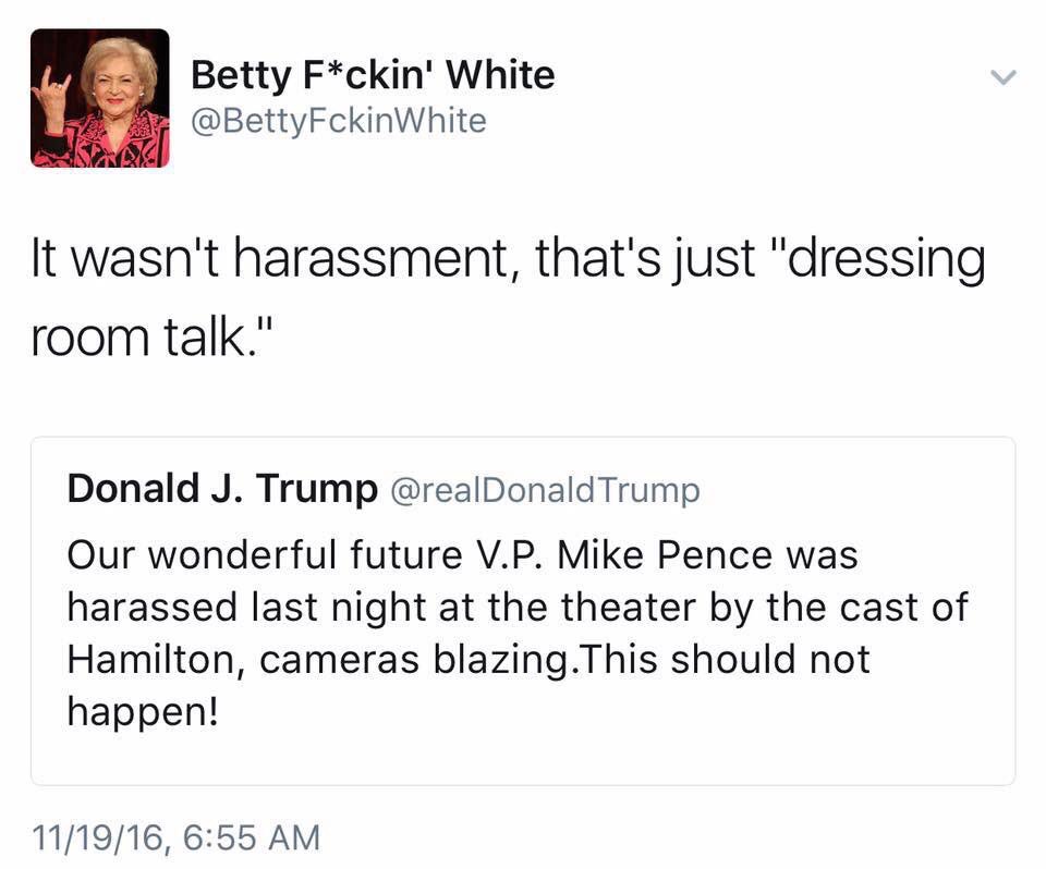 JeannieQ's tweet photo. I CAN'T EVEN 😂😂😂#DressingRoomTalk https://t.co/FoUbZU7kfT