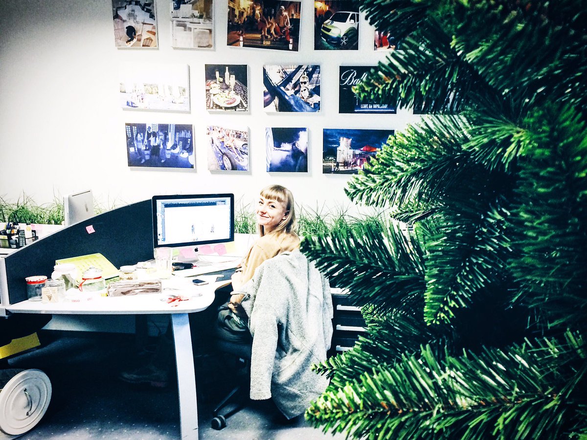 #Christmasmood 🎄🎉 #agencylife: when the #holidayseason comes early!