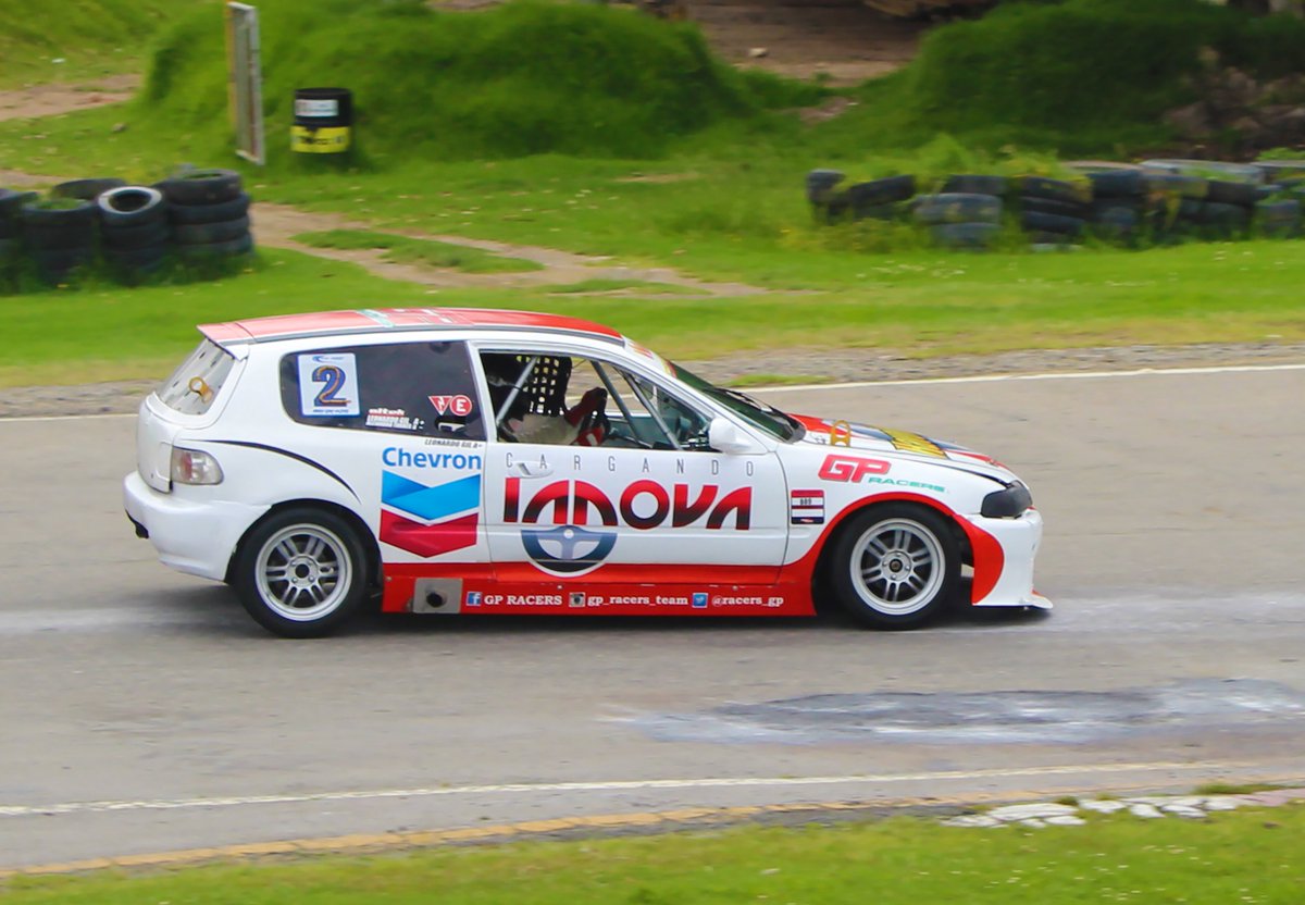 HavolineCol's tweet photo. Hoy, a partir de las 9:00 am., @Leonardo_Gil_ disputa la final del @tc2000colombia con @racers_gp, apoyado por #Havoline. #VamosLeo https://t.co/Gm4OVTdD6L