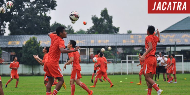 Usai Dikalahkan Madura United, <a href="/Persija_Jkt/">Persija Jakarta</a> Liburkan Para Pemainnya jacatra.net/read/853-usai.… 

#GuePersija