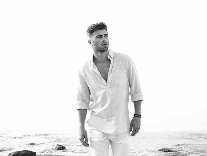 NateWHoffman's tweet photo. De vez en cuando doy paseos. https://t.co/X3es18A5hh
