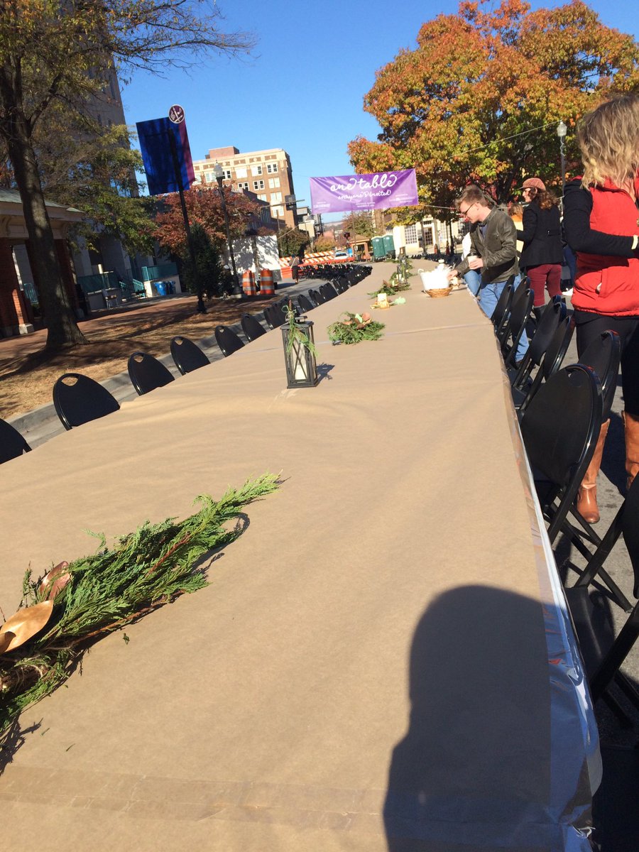 Decorations! #onetablehsv