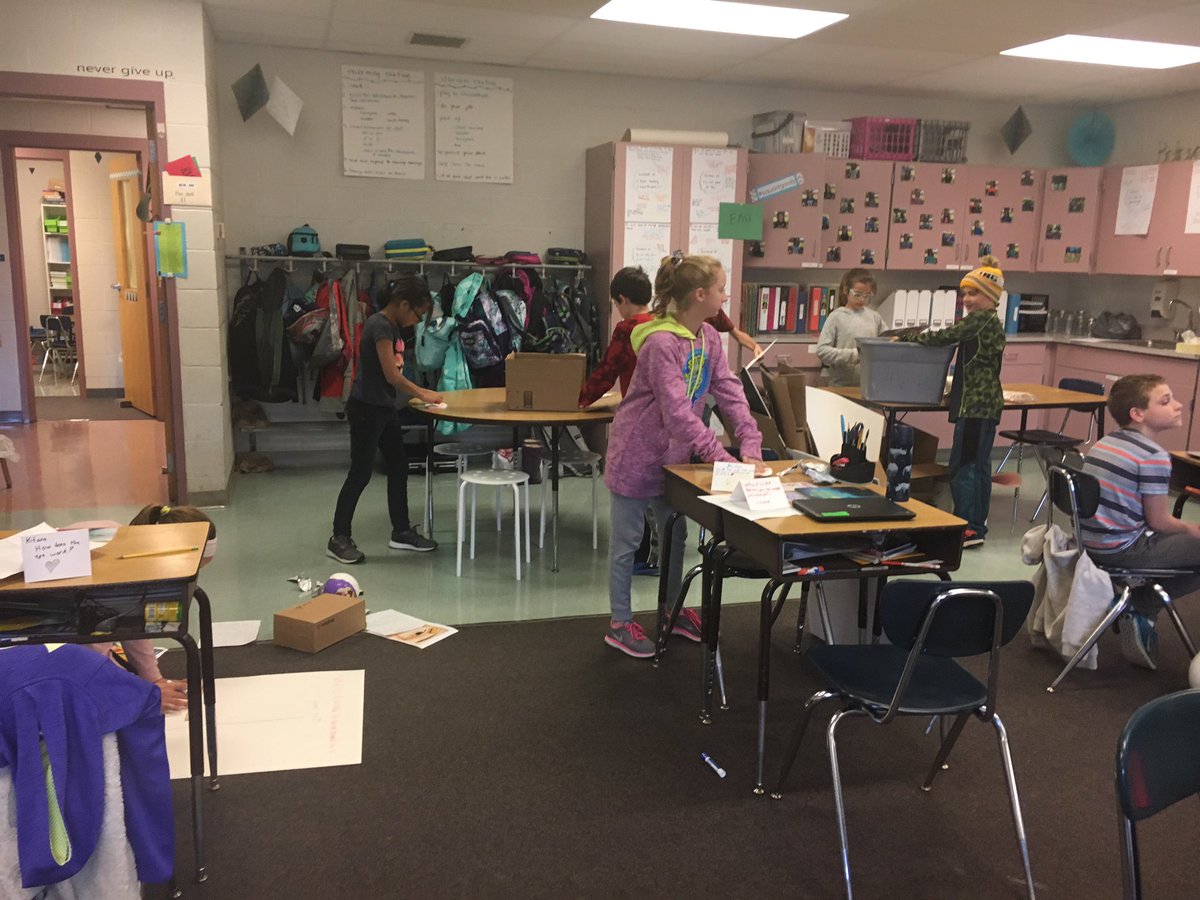 5Wclassroom's tweet image. Creation has started! #innovationday