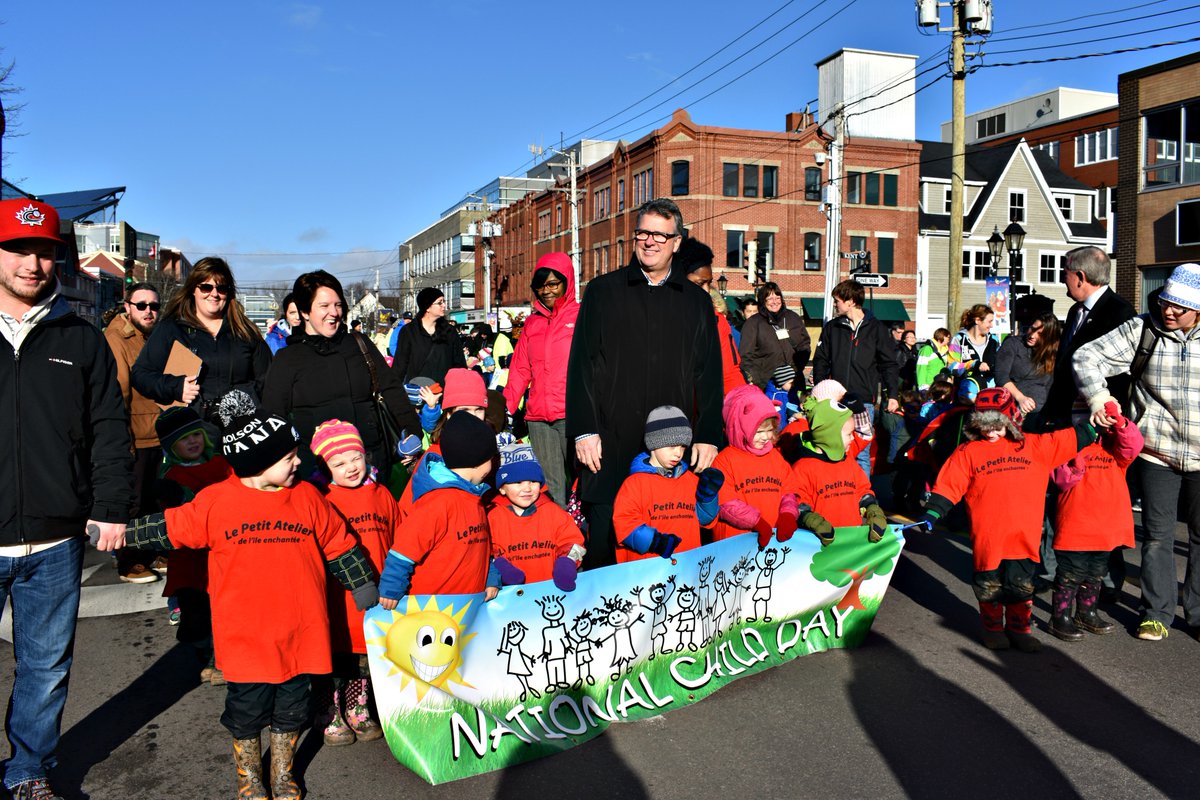 EducationPEI's tweet photo. It was a beautiful morning to celebrate National Child Day and the rights of children. Thank you to all who joined the parades! #NCD2016 https://t.co/PkzXG411Nc