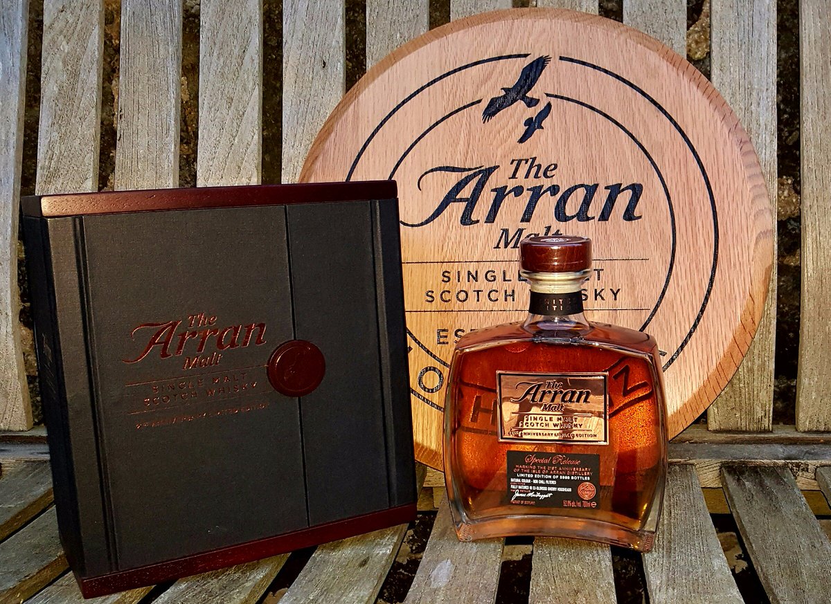 COMING SOON 21st #anniversary Limited edition 5,988 bottles worldwide. Read more here: arranwhisky.com/about/news/84-… #arran #whisky #SingleMalt