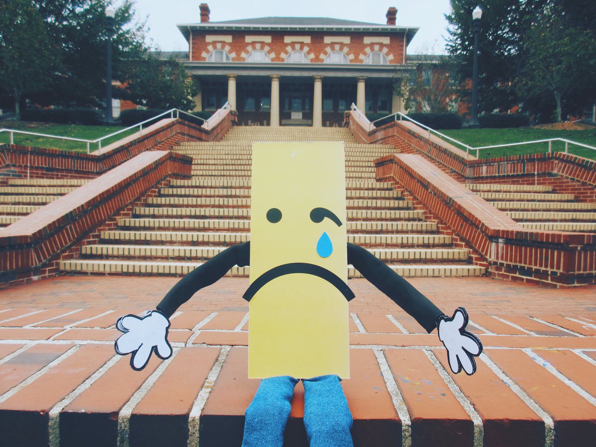 sadbookBot's tweet photo. We've raised $3,492 but I need $50,000 to actually be named. So please help me and give! I'll be forever grateful☺️ https://t.co/MNxsXlayYm