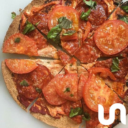 unislim's tweet photo. Start your week of strong with our Easy Peasy Pizza :D What toppings will you have yours with? https://t.co/wy9yjwkQNG #MondayMotivation 🍕 https://t.co/UEPYIL4JKV