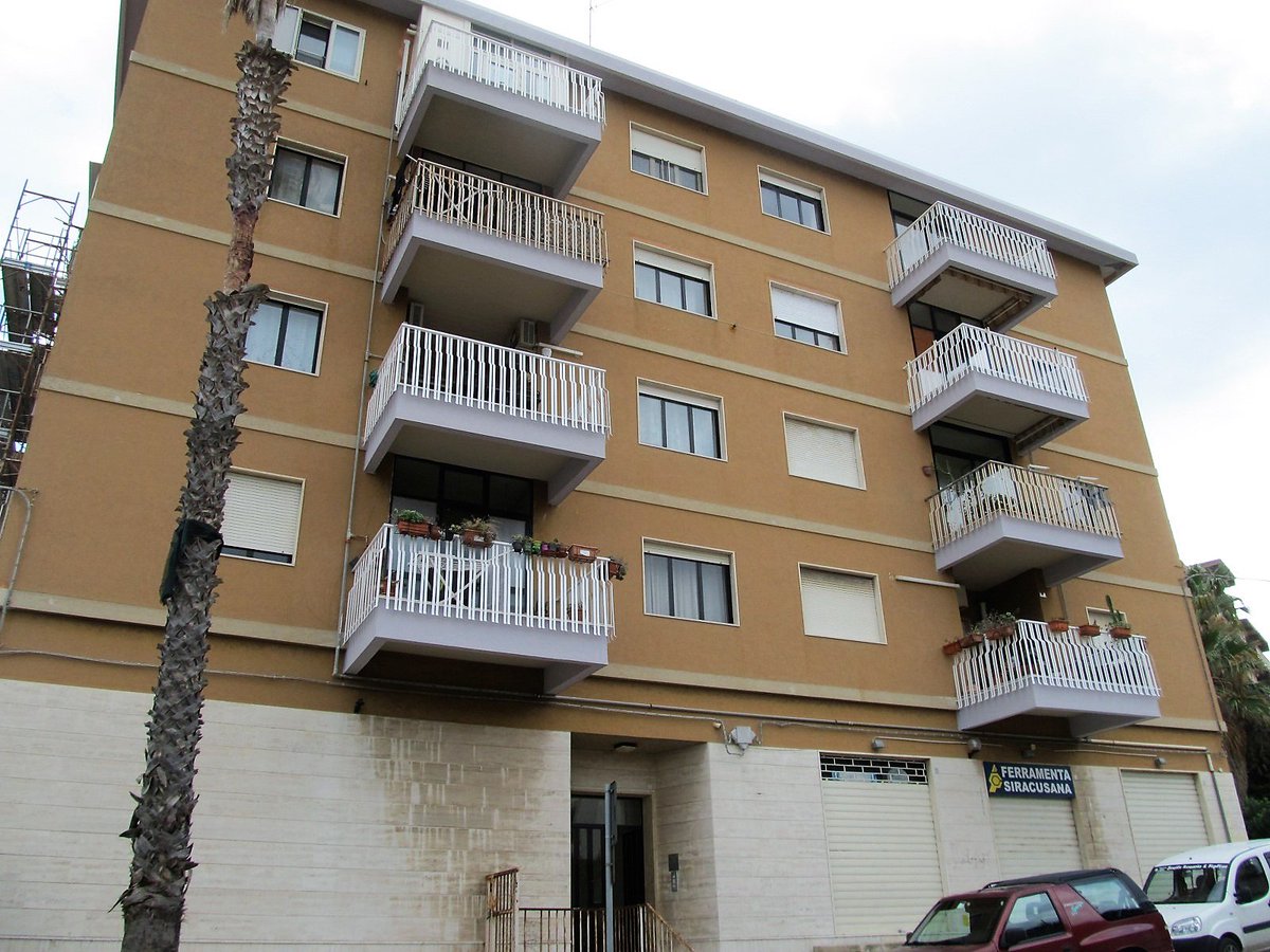 SusinoSR's tweet photo. IN VENDITA - Siracusa, Via Dell'Addolorata - Rif. 516
I dettagli su: https://t.co/u18fPysYx4
#grupposusinoimmobiliare #realestate #siracusa https://t.co/jOMBB1JWTp