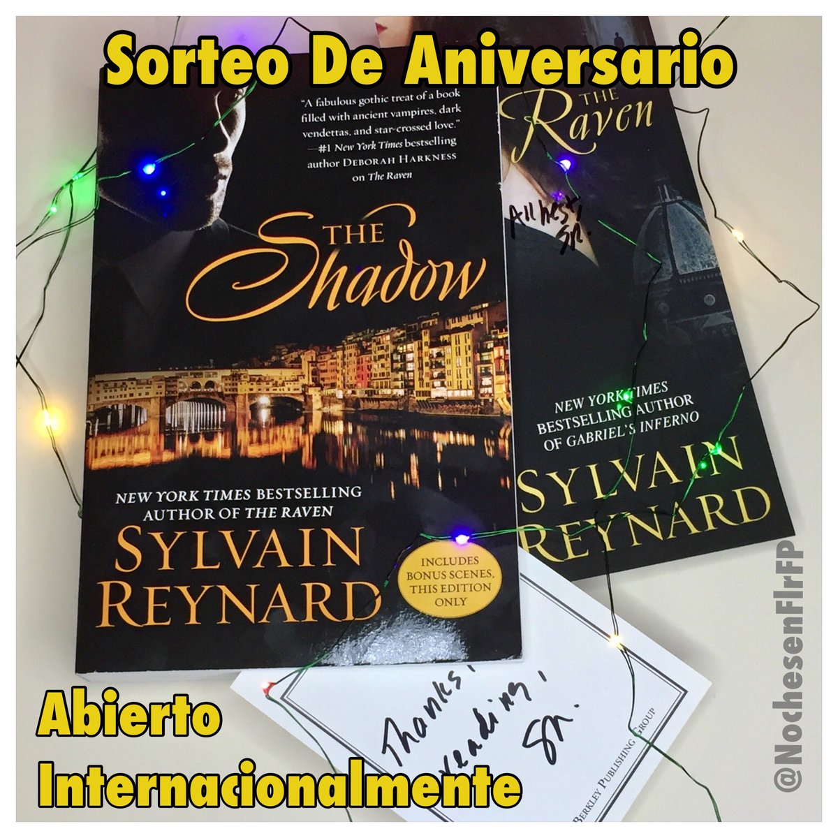 🎁🎉¡Si lees en inglés, añade #TheShadow (papel) a tu colección. Síguenos en Twitter,  dale LIKE y RT a esto.(Hasta el viernes 25/11,12pmET)🎁🎊