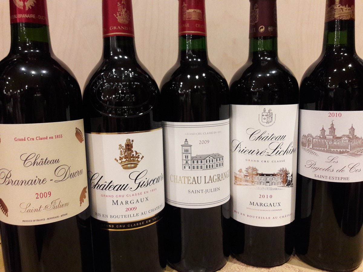 NICofHollandPrk's tweet photo. Bordeaux 2009 & 2010 #GrandsCrusClassés and a great #SecondVin are in the house! Tempting? @NICofHollandPrk #1855classification #Médoc https://t.co/RNKK8GOndS