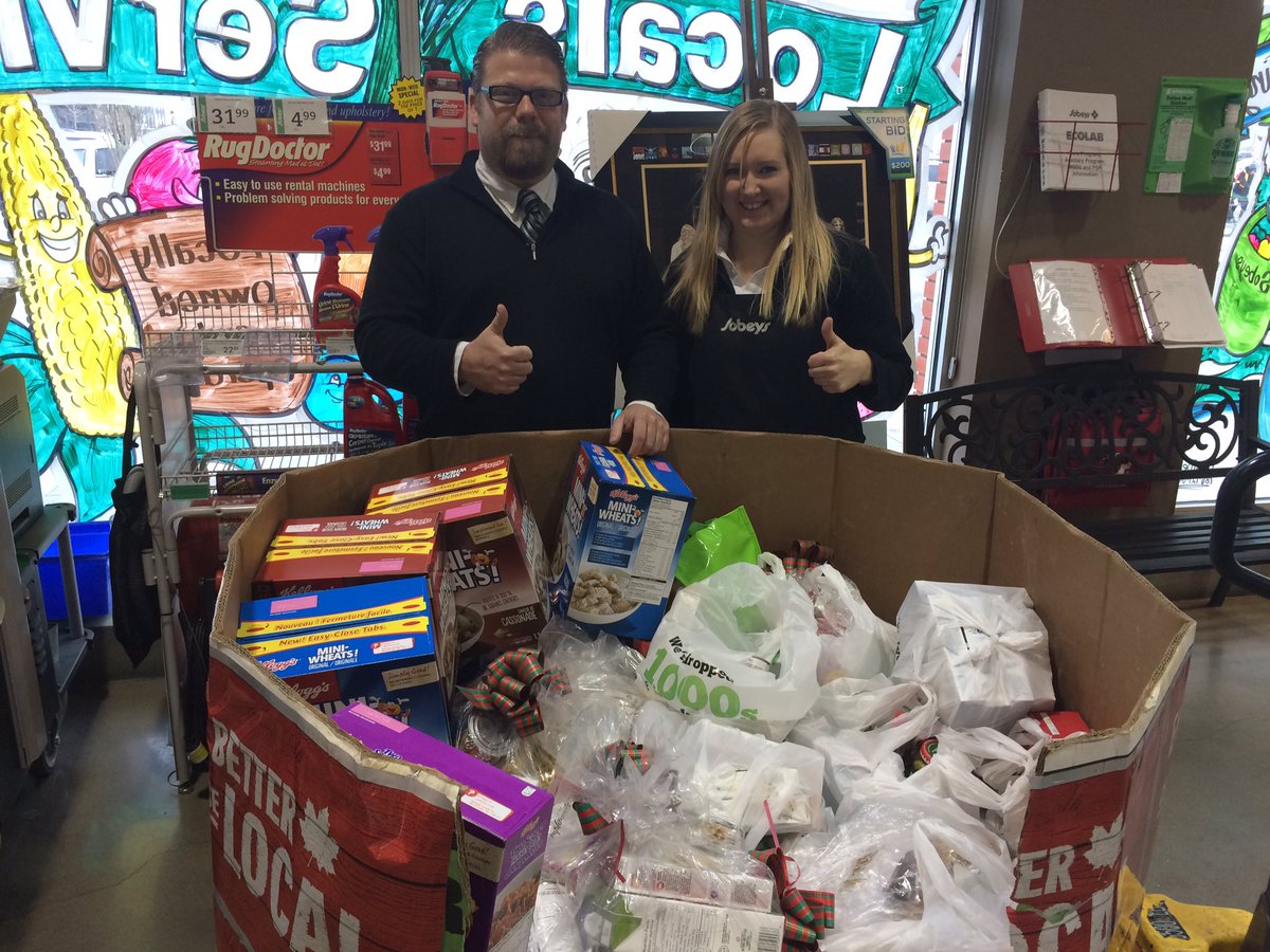 Hollick_Kenyon's tweet photo. @yegfoodbank we have filled our bin! Now time to fill bin #2! #foodbank #yeg #sobeys #teamhollickkenyon https://t.co/gTJwXtuG6l