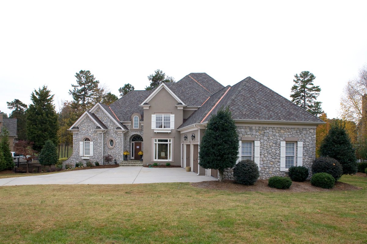 easternrooftec's tweet photo. #Roofing #Gutters #CharlotteRoofing #LKN #LakeNorman #Charlotte #EasternRoofTechnologies #ERT #NCRoofing #homeimprovement #projects #roofers https://t.co/q4iDTY39oJ