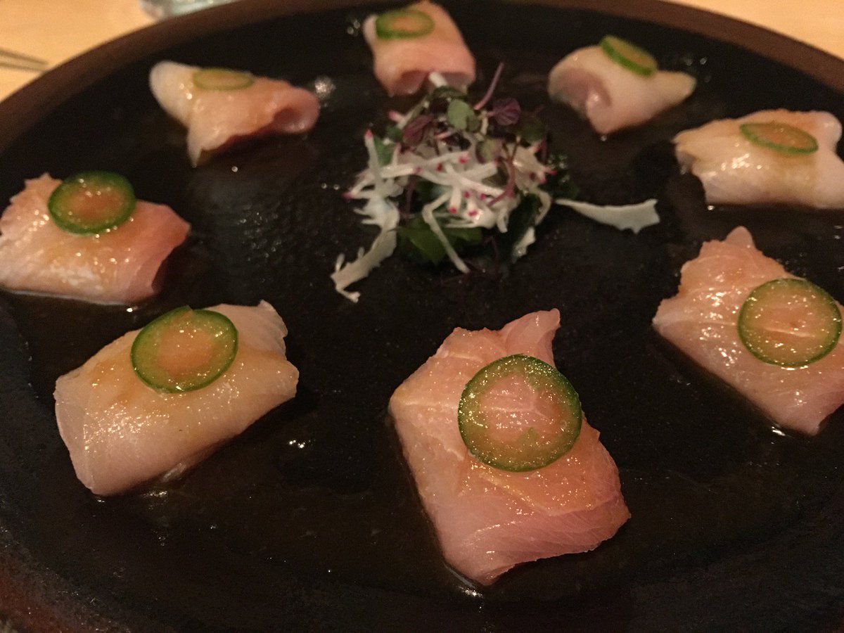 FoodOperatorYum's tweet photo. #Yellowtail #sashimi with #jalapeño @Katsuyabysbe #Vegas https://t.co/z7eeymbGwU