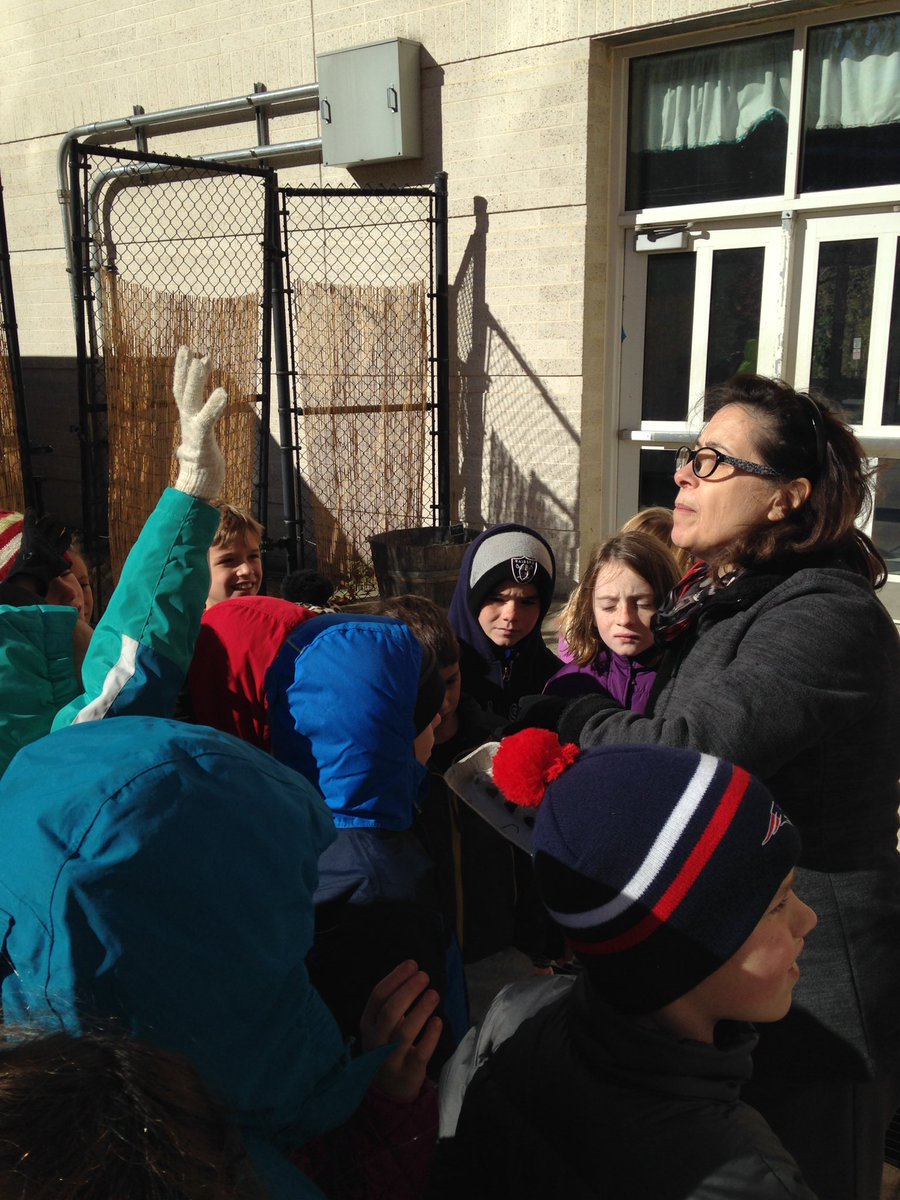 SSIMS_SCES_OC's tweet photo. Mme Sardarbekians's 4th graders classified materials today!  Even with the wind, we can learn in the OC! @SCESPrincipal #outdoorclassroom https://t.co/nYolRQrua9