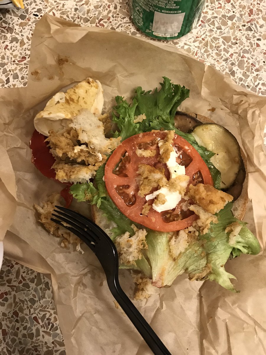njmonroe122782's tweet photo. Best Lunch ever!!! 😵😵😵😵🍆🍆🍆#DukePowerofReading2016 https://t.co/XAy4Q1LwzC