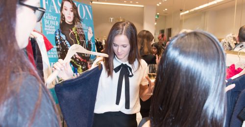 FashionCanada's tweet photo. FASHION's most stylish guests gather for the grand opening of the @majeofficiel boutique https://t.co/6bSacmcwjz #MAJExFASHION https://t.co/kvprQOYDjT
