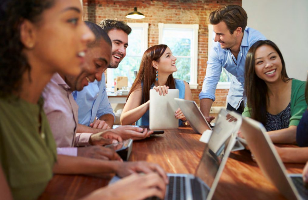 stryngapp's tweet photo. Our new report reveals how to create deeper relationships with clients with integrated digital communication tools: https://t.co/SBPH9F7wVB https://t.co/xcrWuUoUB3