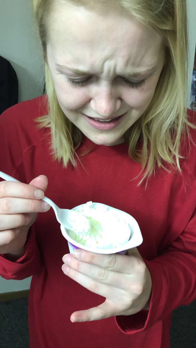 WhyEmilyCries's tweet image. Because her yogurt became literal frozen yogurt