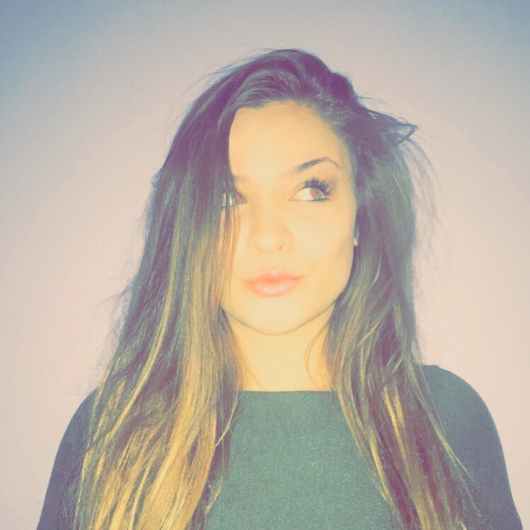 Sami_skedel's tweet photo. 💋 Do it all in the name of love.💋 https://t.co/hO1WbkrpVm