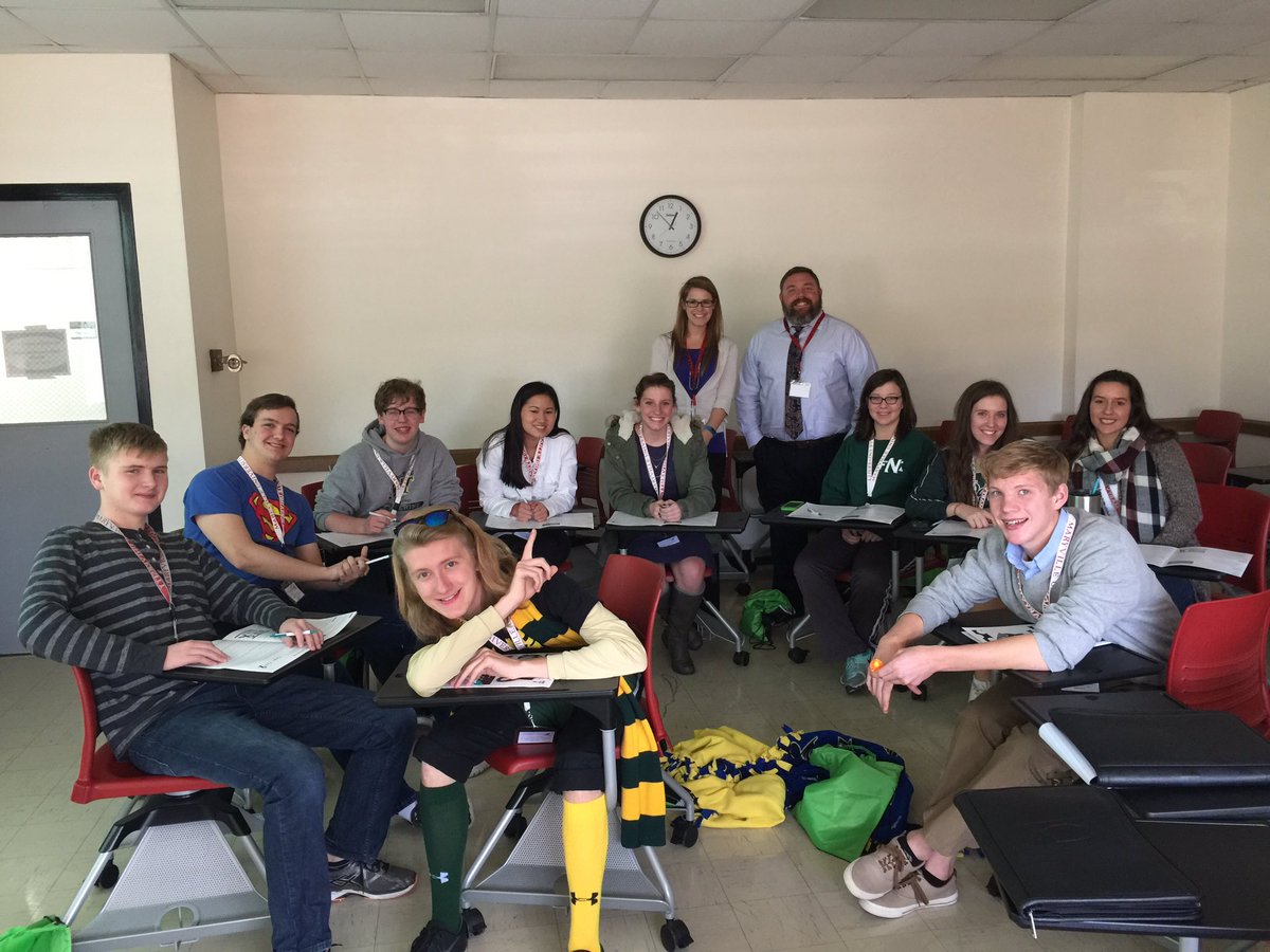 FZN_Taylor's tweet photo. #builtonthenorthside #leaders #bethechange #panthers https://t.co/5A1GMmVgte