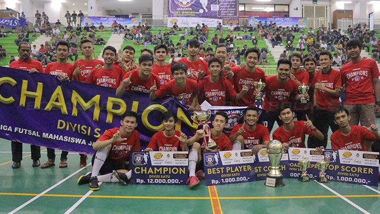 Futsal STEI Jakarta tweet media