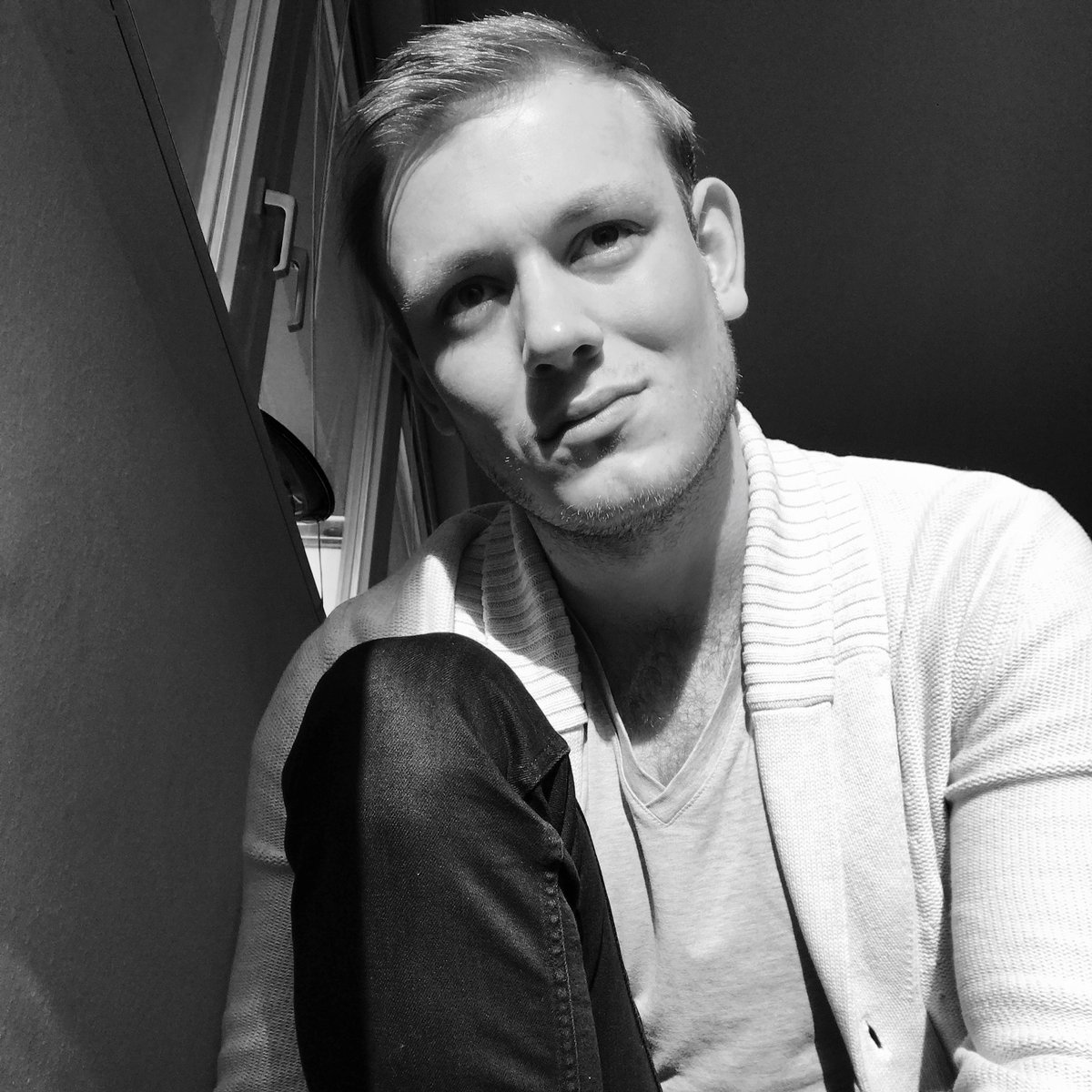 timberyo's tweet image. Habt ihr auch schon mal aus dem Fenster geschaut ? 🤔😄 #Photo