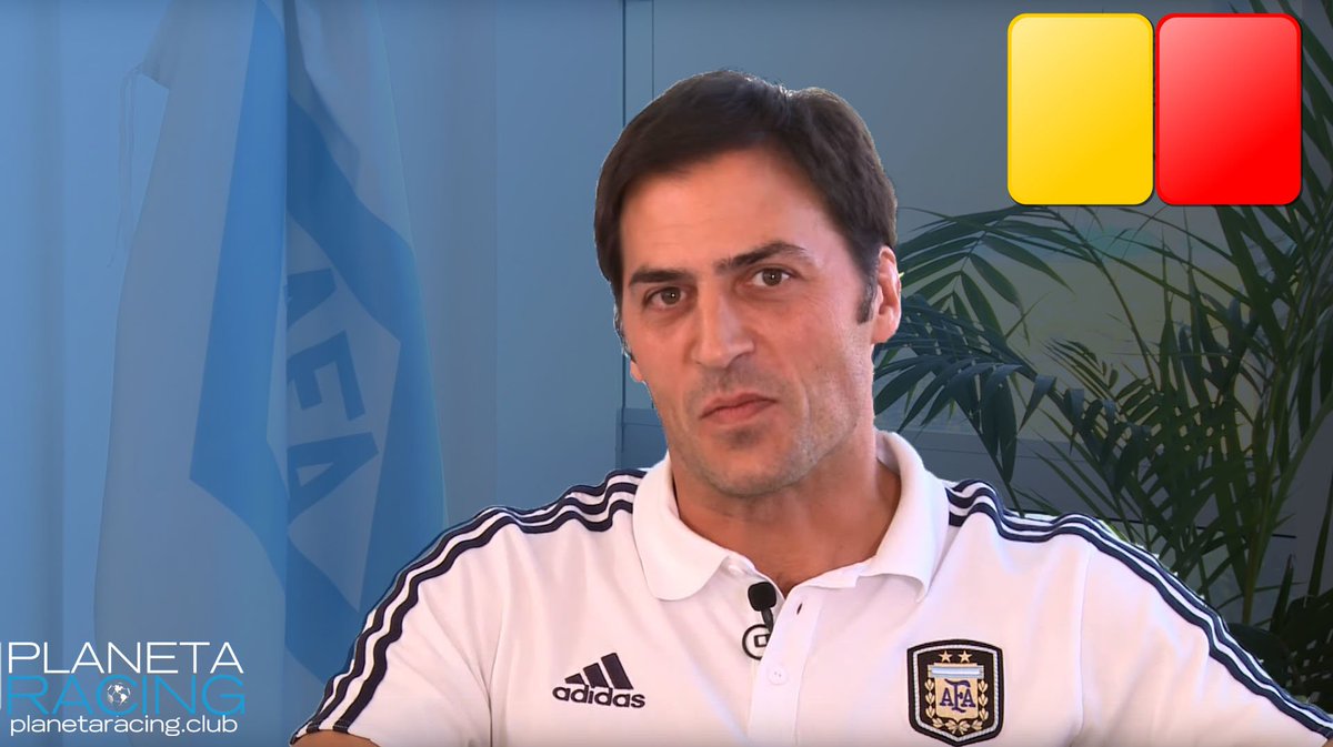 PlanetaRacing's tweet image. #AFA
Fue parado Mauro Vigliano, el árbitro de Huracán vs #Racing, por su pésimo partido en Parque Patricios
(Vía Mariano Antico)