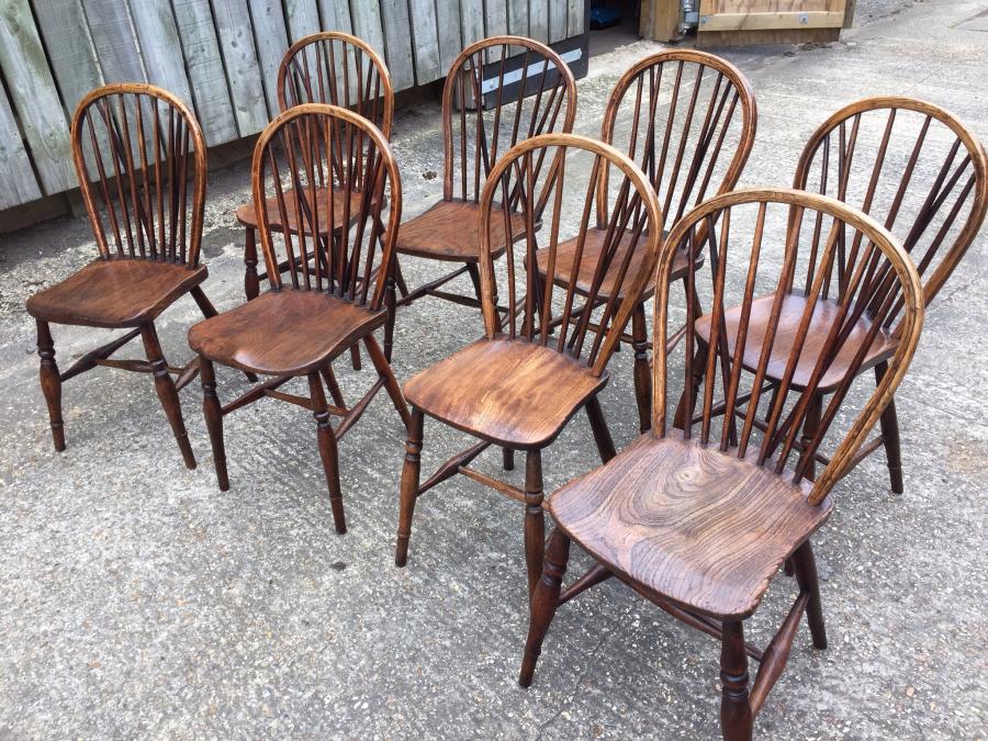 AntiqueTables1's tweet photo. An set of eight stick back #Windsorchairs. read more:https://t.co/Roq0HAXF4i #backchairs #chairs #stickchair #antiques #furniture https://t.co/VI5NQ9kfCI