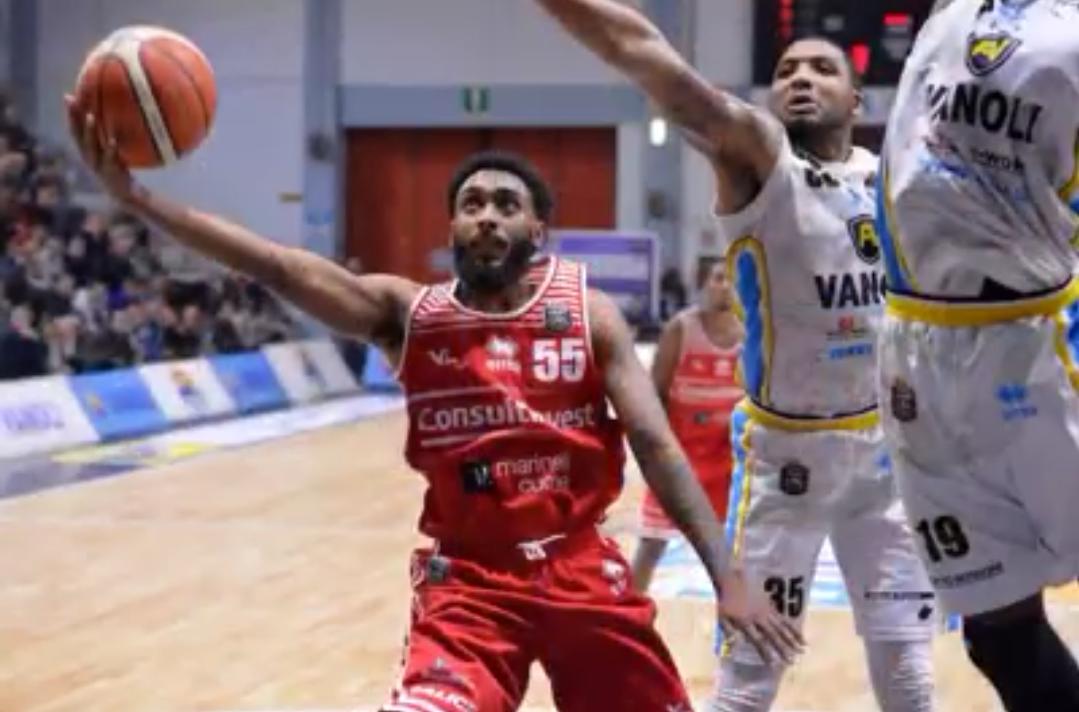 ClubTonucci's tweet photo. @RHarrow55 Mvp for Vuelle Pesaro vs Cremona, 19 pts,4 rbs,3 ass. 
(Follow us on Facebook, page Club Tonucci Pesaro) https://t.co/hltW5vb1w1