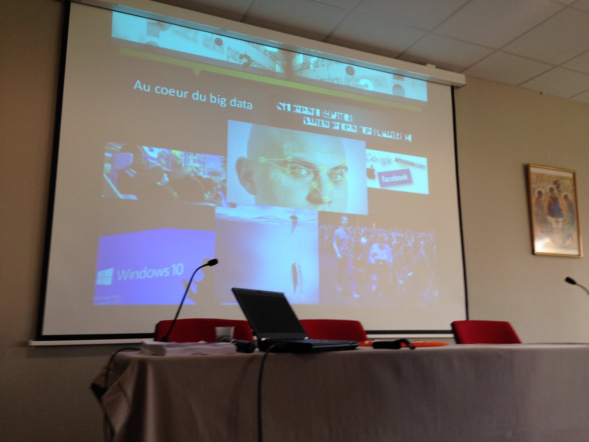 Que transforme la révolution numérique ? Conférence pour les chefs d'établissements et leurs adjoints à la maison diocésaine.