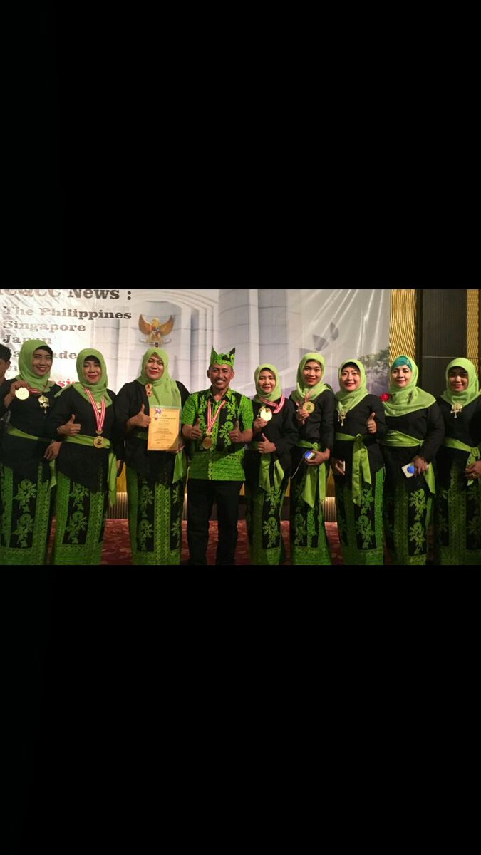 InformasiBWI's tweet photo. RSUD Blambangan berhasil keluar sebagai juara atas inovasi ‘Lahir Procot Pulang Bawa Akte’. Indonesia Quality Invention 2016 #banyuwangi https://t.co/VUJ10izDVf