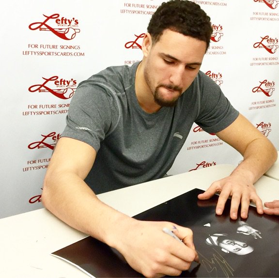 criss_tyne's tweet photo. @KlayThompson 🔥 #methim #hesmiledatme https://t.co/6YKxi45MMv