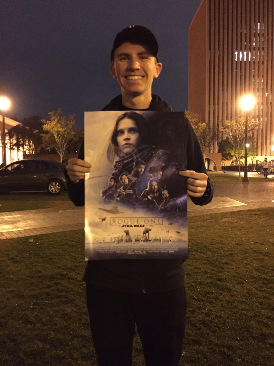 alex_young1313's tweet photo. #RogueOneUSC https://t.co/jrL1ucXP6o