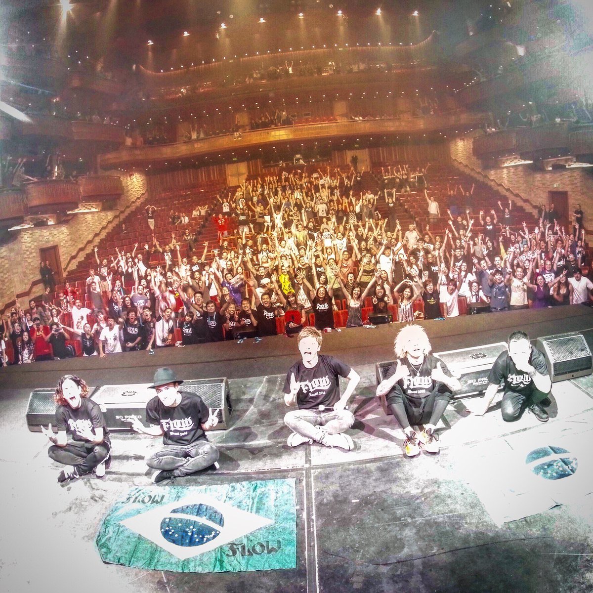 FLOW_official's tweet photo. FLOWブラジル初単独ライブ!ブラジルの皆さんの熱さが伝わりました!ありがとうございました!
Obrigado Brazil !!! XD
It's an amazing night! See you next time! #TAFODA #pinyapinya https://t.co/U2D83sgUDl