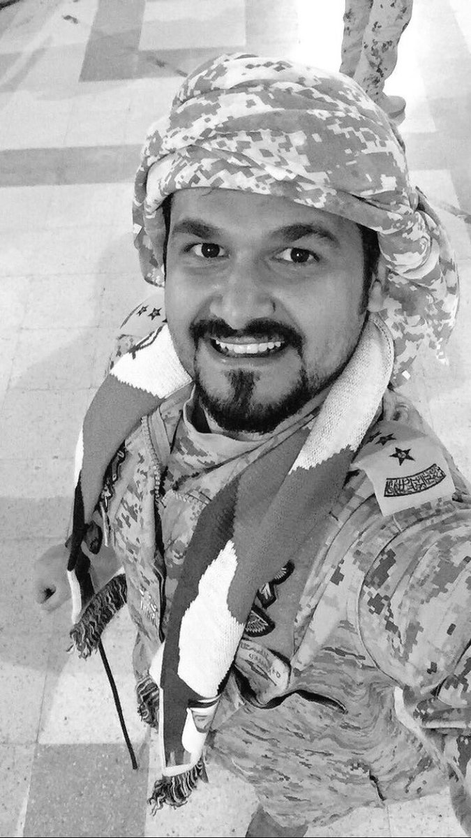 N9R2013's tweet photo. #النقيب_خالد_بن_تركي_القحطاني اللهم إنا استودعناك إخواننا المرابطين على حدودنا ، اللهم انصرهم وثبت قلوبهم ياأرحم الراحمين،،الله يرحمك يابطل https://t.co/C3eyChcK3S