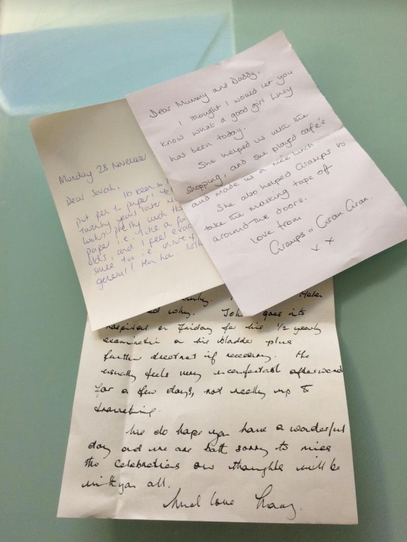 StandardIssueUK's tweet photo. Does anyone still write letters? @writer29 reckons we should bring this lost art back. #nationalletterwriting https://t.co/pjuQ75Ewmb https://t.co/MTLxeXIL1Q
