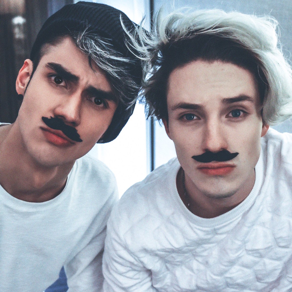 alannavarro's tweet image. Like a Sir. instagram.com/p/BNqsBotA4To/