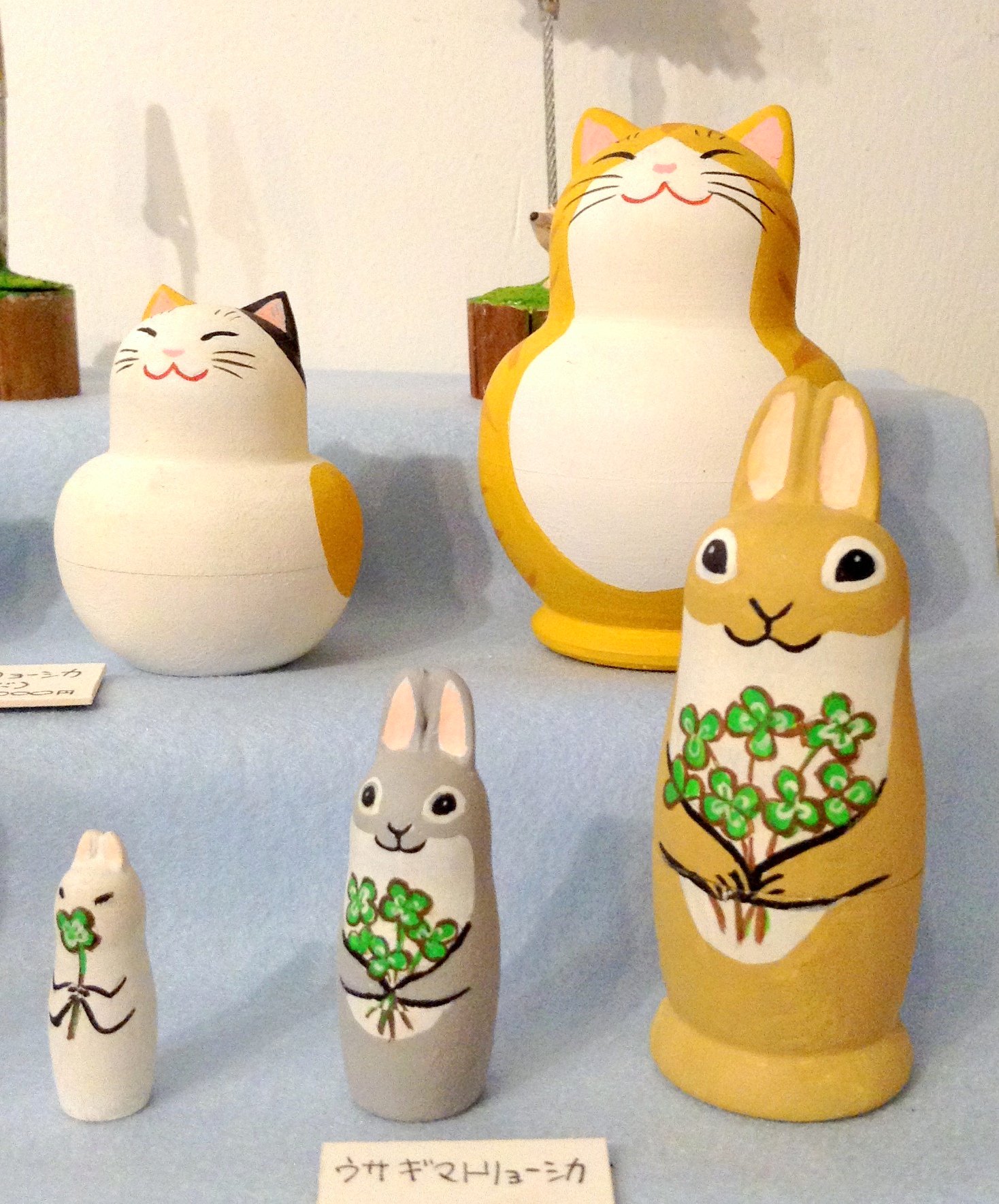 みじんこ洞 やねうランド De クリスマス ギャラリーめばちこ 作家紹介１２ 茶柱 立太さん Chaba4ra 大人気のカワウソやネコなどの動物マトリョーシカ イラストやメモスタンドもあります 追加作品も楽しみです 河童のクリスマスバージョン